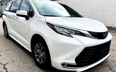 2022 Toyota Sienna XLE HYBRID