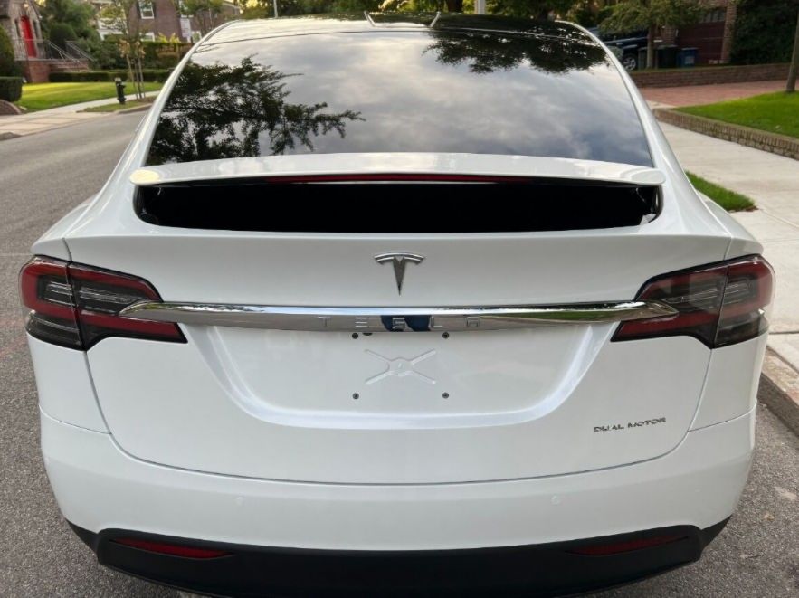 Tesla Model X (8)_07_12_2024