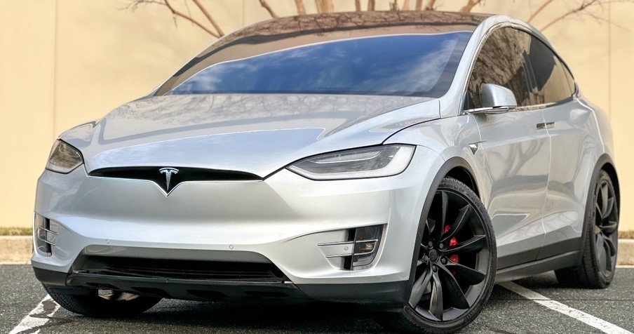 Tesla X (79)