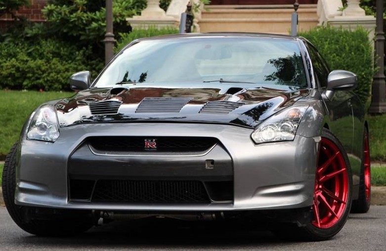 GT-R (1)